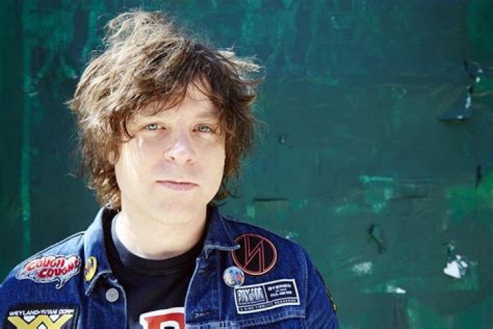 	Review: Ryan Adams powers through songs of heartbreak in Fort Lauderdale	