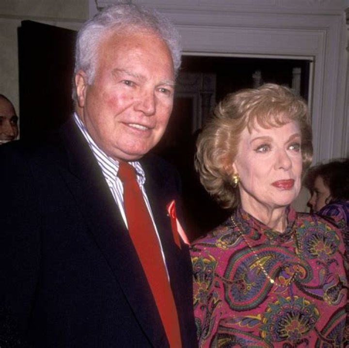 Richard Lincoln Charles, how did Joyce Randolph's husband die?