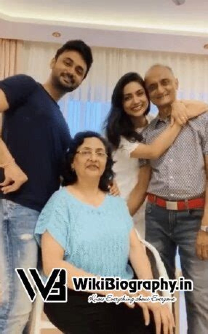 RJ Anmol: Wiki (Amrita Rao’s Husband), Bio, Age, Height, Caste, Net Worth