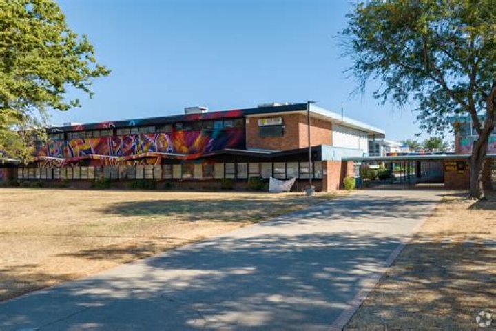 Rosa Parks Elementary School - Sacramento