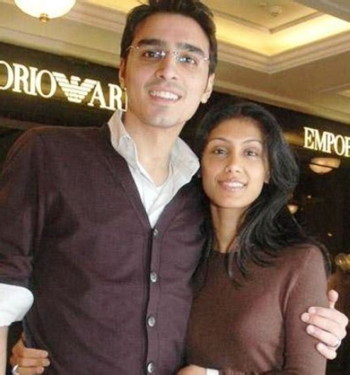Roshni Nadar Age, Husband Shikhar Malhotra, Wedding, Son, Family, Bio
