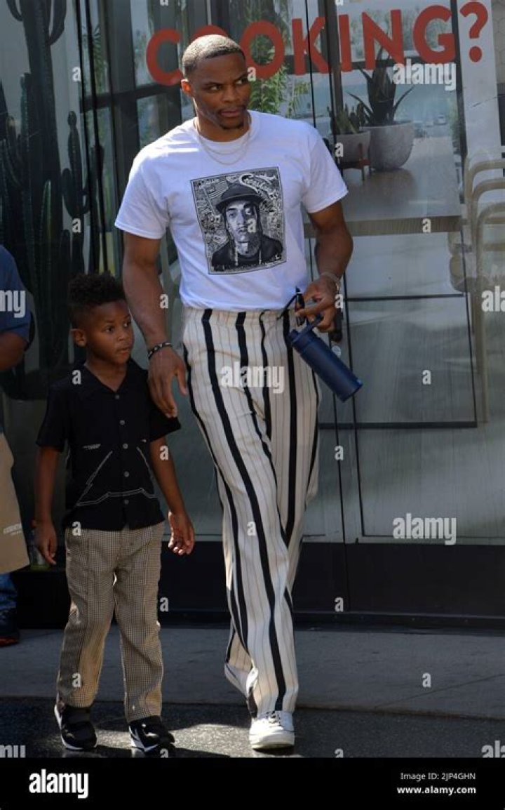 RUSSELL WESTBROOK SHOWS OFF SON NOAH WESTBROOK