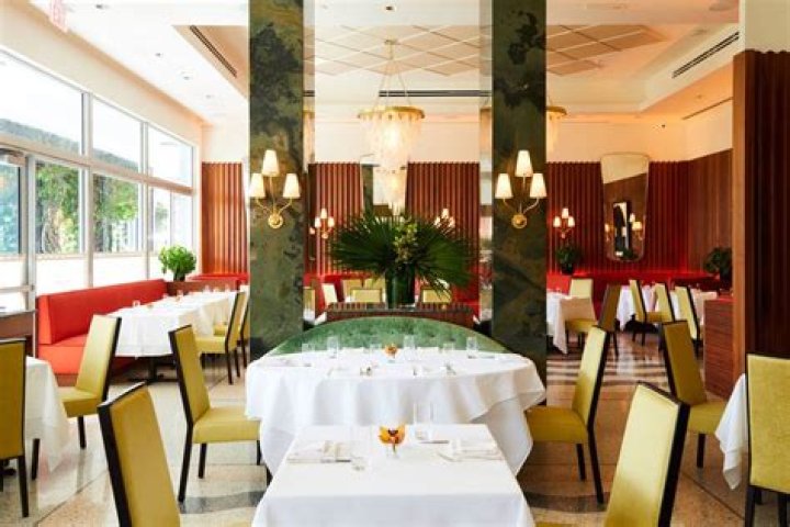 	Sant Ambroeus brings 1950s Italian ambiance to Palm Beach	