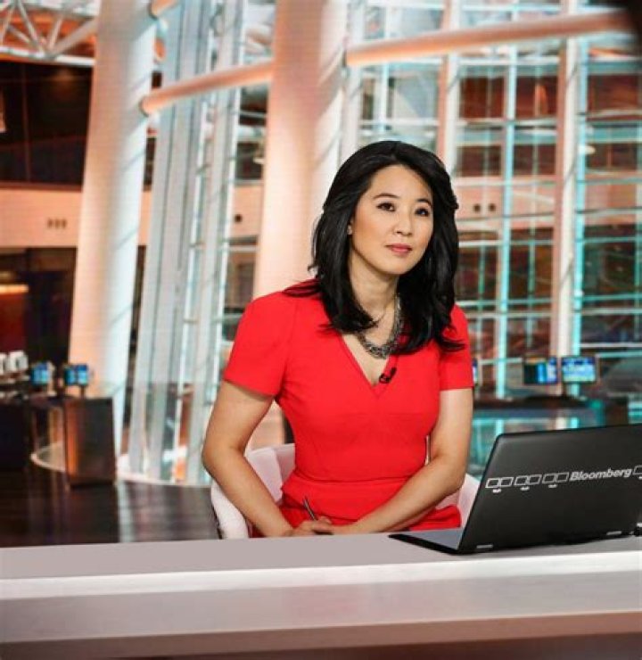 Scarlet Fu Bio, Age, Height, Husband, Salary, Net Worth, Bloomberg TV