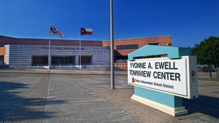 Science & Engineering Magnet at Townview Center - Dallas