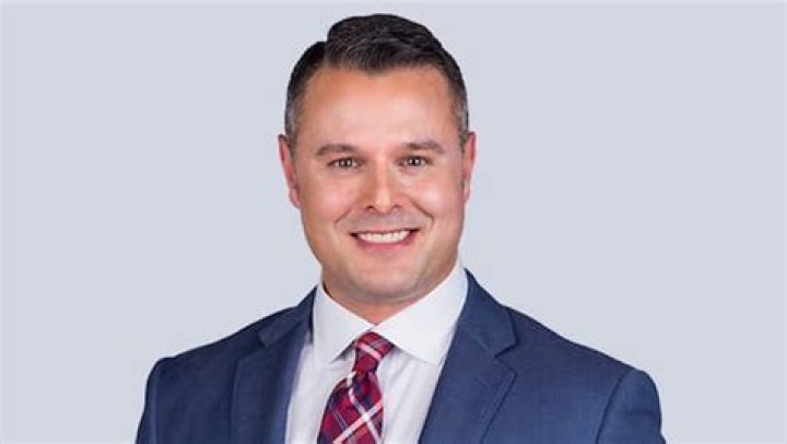 Scott Padgett Bio, Age, Height, Wife, Salary, Net Worth, CBS 11