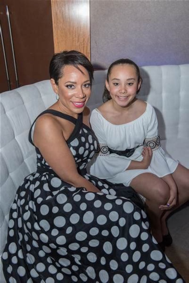Selenis Leyva Has A Daughter: Who Is Her Partner/Husband?