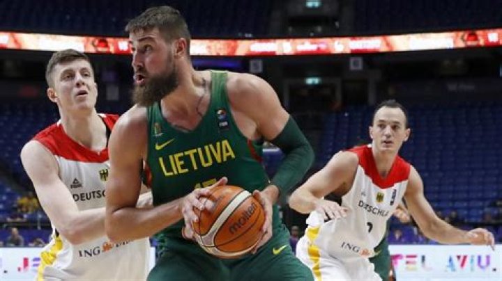 Shanghai Sharks lose two foreign players for remaining CBA games - Xinhua