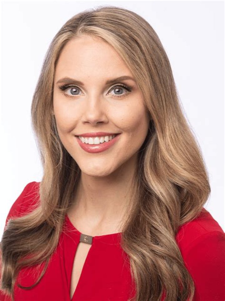 Shannon Rousseau Bio, Age, Height, Husband, Salary, Net Worth, FOX 4