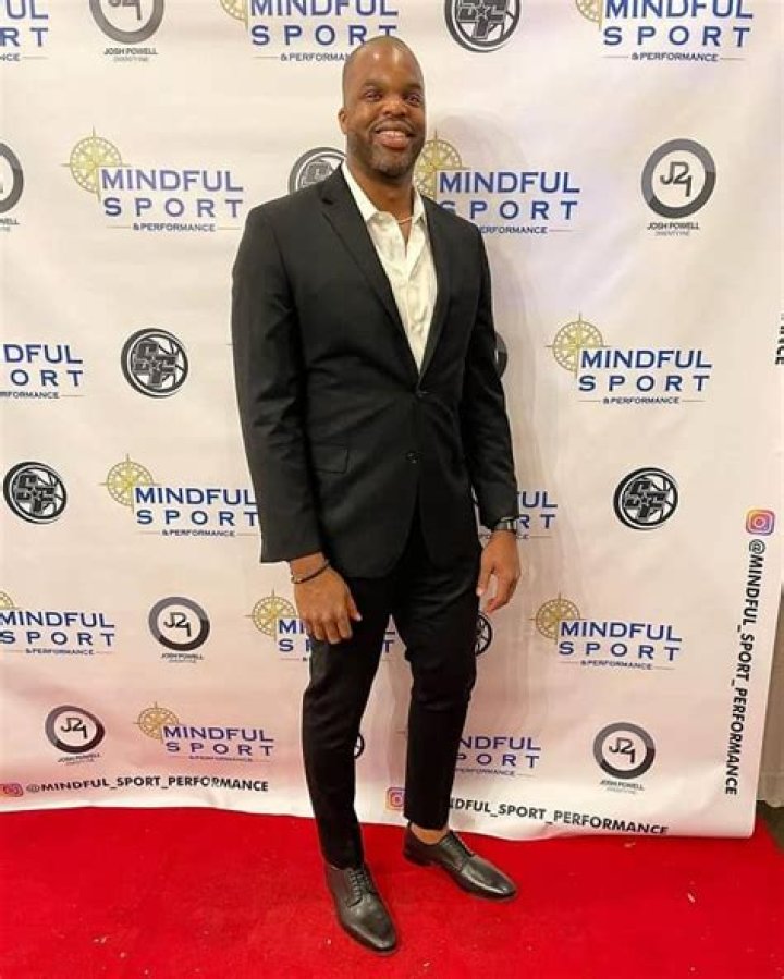 Shelden Williams - Bio, Age, Net Worth, Height, Divorce, Nationality, Body Measurement, Career