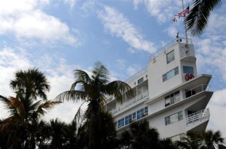 	Sheraton Fort Lauderdale Beach Hotel ‘leaving’ owner Starwood	