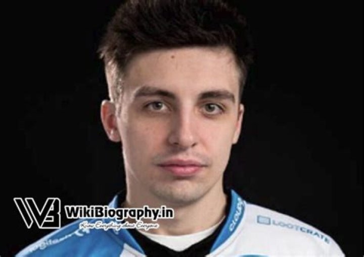 Shroud (Mike Grzesiek) - Bio, Net Worth, Height