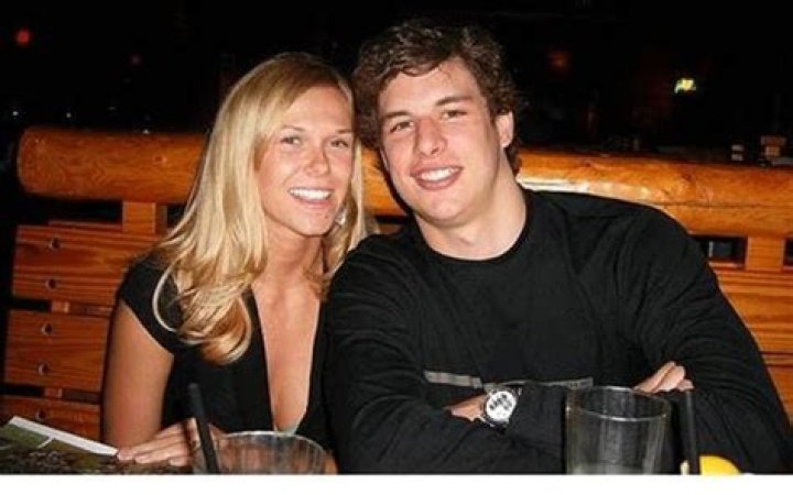 Sidney Crosby affair with his girlfriend Kathryn Leutner Know about their relationship