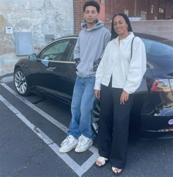 SOLANGE’S SON, JULEZ SMITH, ANSWERS YOUR BURNING QUESTIONS