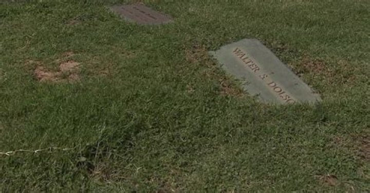 Some not happy with conditions at Glendale cemetery