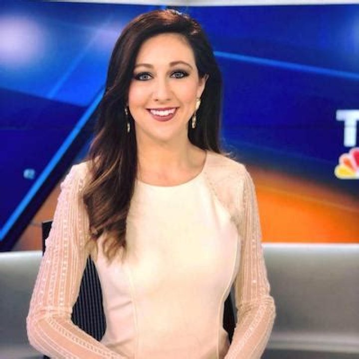 Sophie Erber Bio, Age, Height, Husband, Salary, Net Worth, KCAU