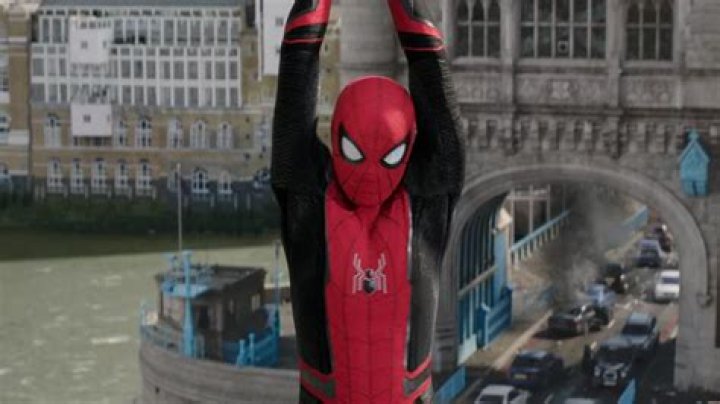 Spider-Man 3 stunt double shares behind the scenes web-swinging footage