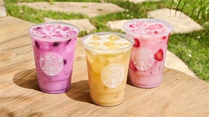 Starbucks to face lawsuit claiming its fruit drinks are missing fruit - YP