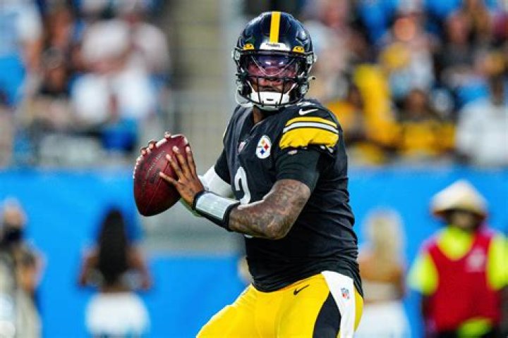 Steelers QB Dwayne Haskins, 24, dead after being struck by dump truck