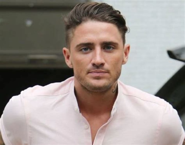 Stephen Bear Bio, Age, Height, Girlfriend, Height, Net Worth, Movies and TV Shows