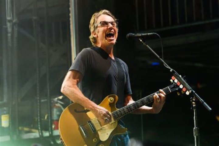Stone Gossard Biography