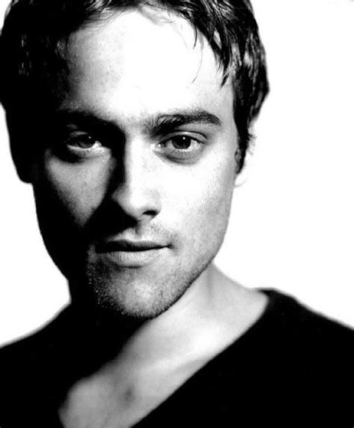 Stuart Townsend Biography