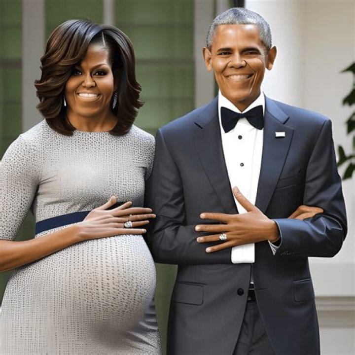 Stunning Photos Of Michelle Obama When She Was Pregnant