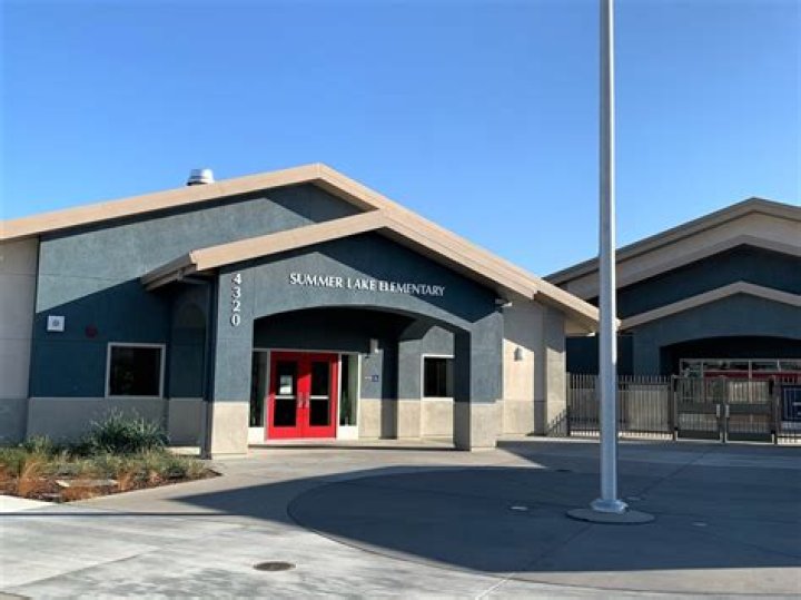 Summer Lake Elementary - Oakley