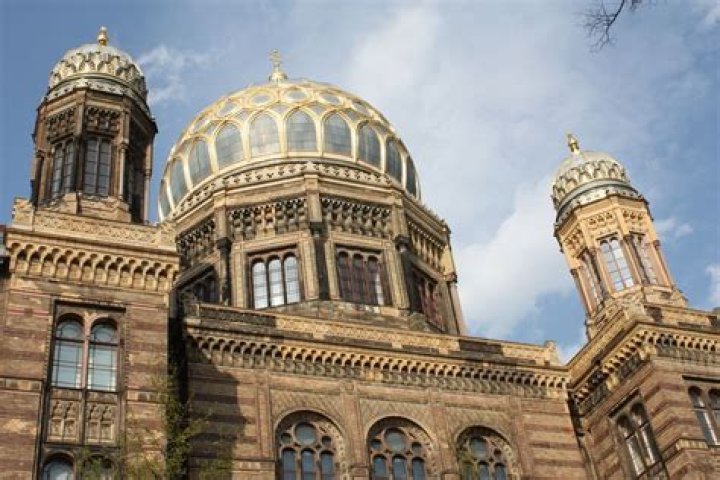 	Synagogues & Temples	