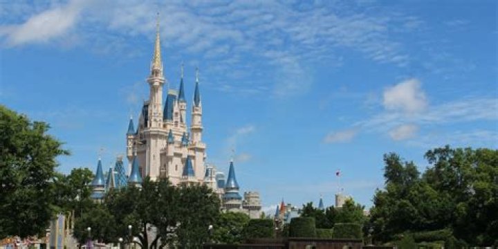 The 9 Best Apps Every Disney Fan Needs