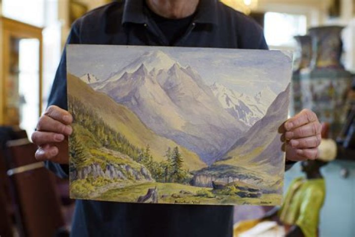 The ‘Adolf Hitler’ paintings no one wanted to buy