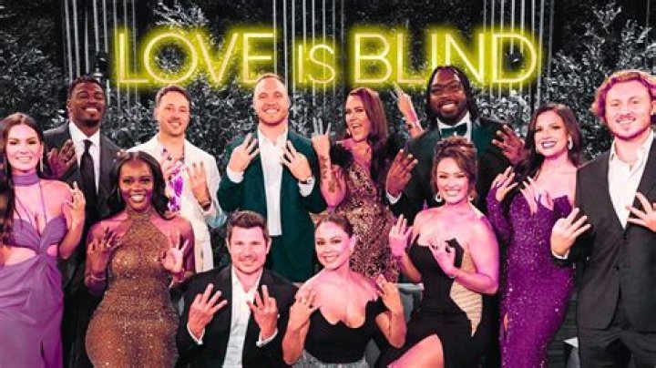 The Love Is Blind Cast Was Previously Charged With Domestic Violence; Reddit Update!