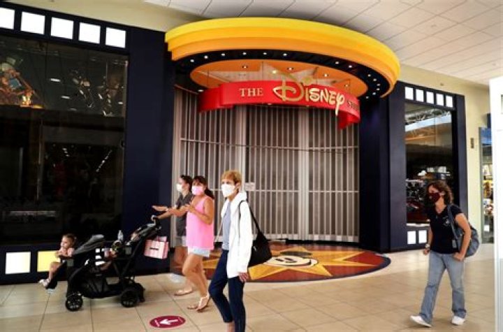 	The magic is gone: Disney Store closes in Coral Springs	