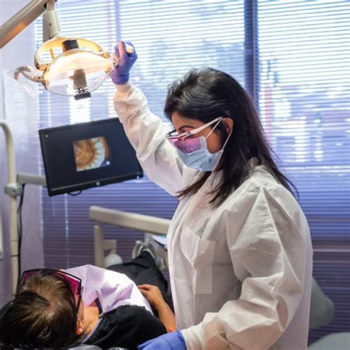 	THE SMILE DOCTOR	