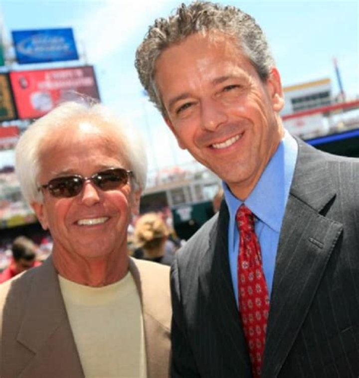 Thom Brennaman - Bio, Age, Net Worth, Nationality, Married, Facts
