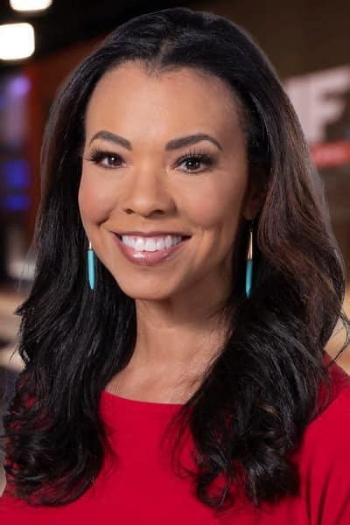 Tracye Hutchins Bio, Age, Height, Husband, Salary, Net Worth, CBS46