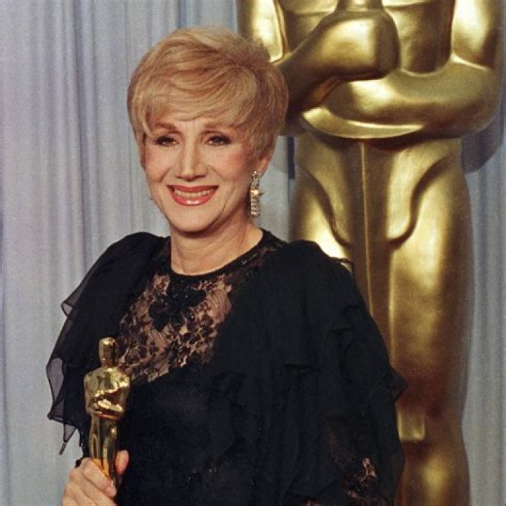 Trieste Kelly Dunn: A Comprehensive Look Into The Life And Career Of The Talented Actress