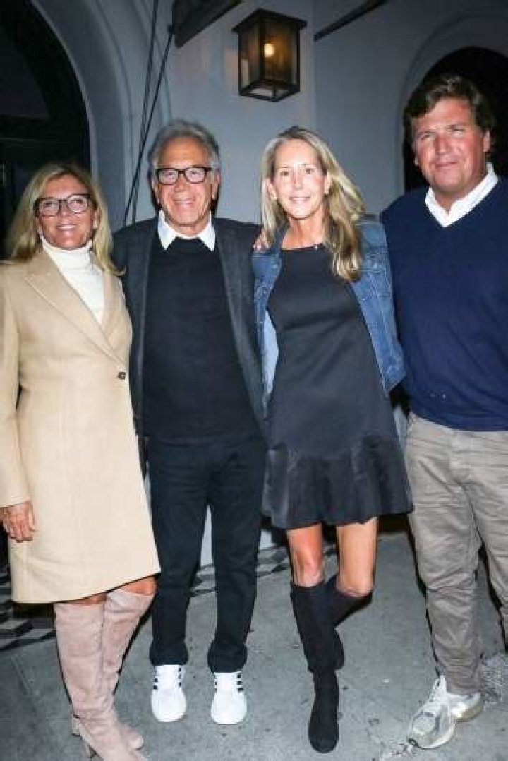 Tucker Carlson's Wife: A Deep Dive Into Their Marriage And Religious Beliefs