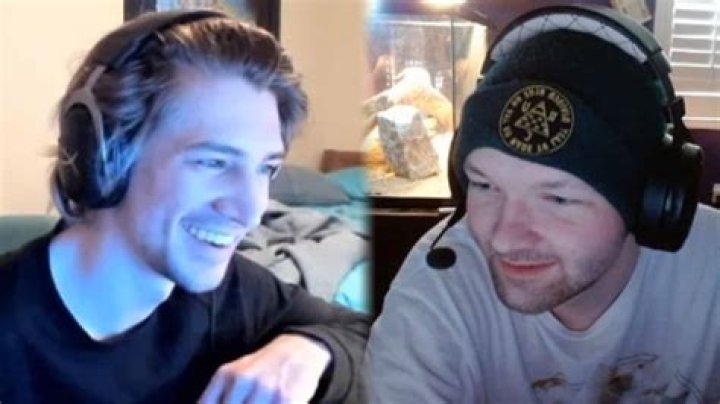 Twitch streamer destroys webcam trying to recreate infamous xQc desk slam
