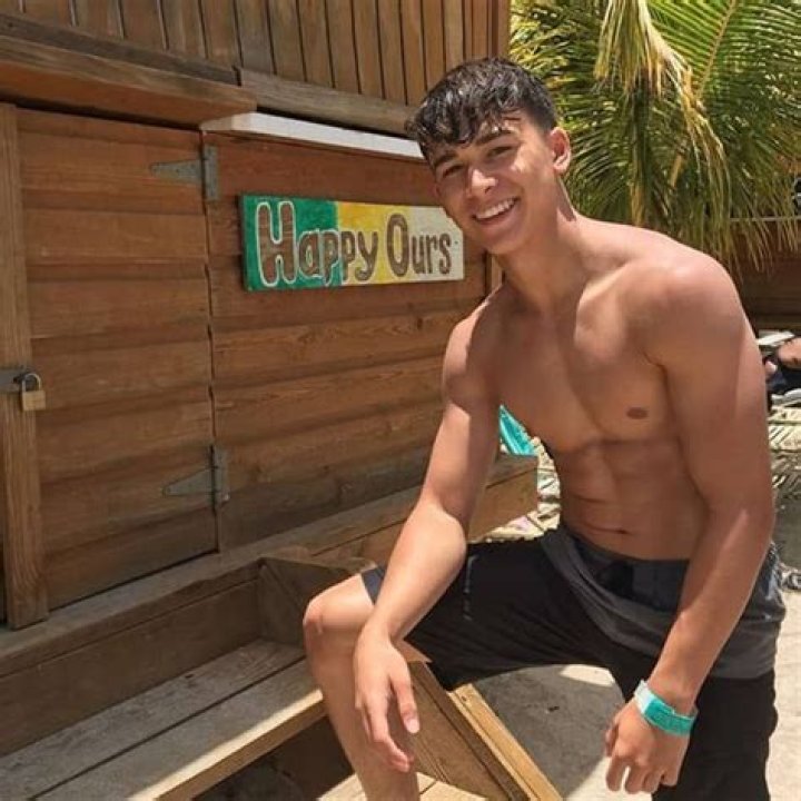 Tyler Brown - Bio, Age, Net Worth, Height, In Relation, Nationality, Body Measurement, Career