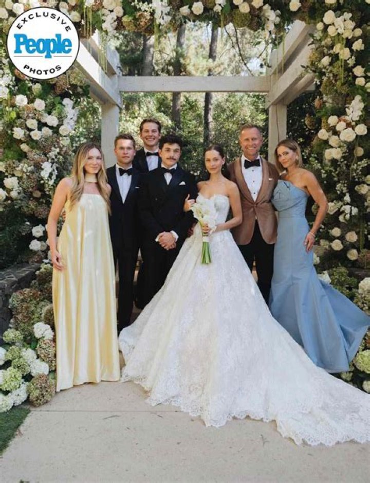 Unraveling The Mystery: Is Zoe Perry Married?