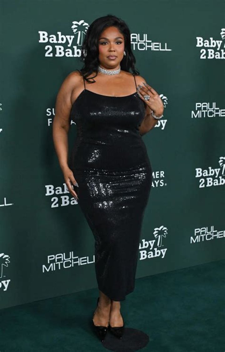 Unveiling The Height And Impact Of Lizzo: Uncover Surprising Insights