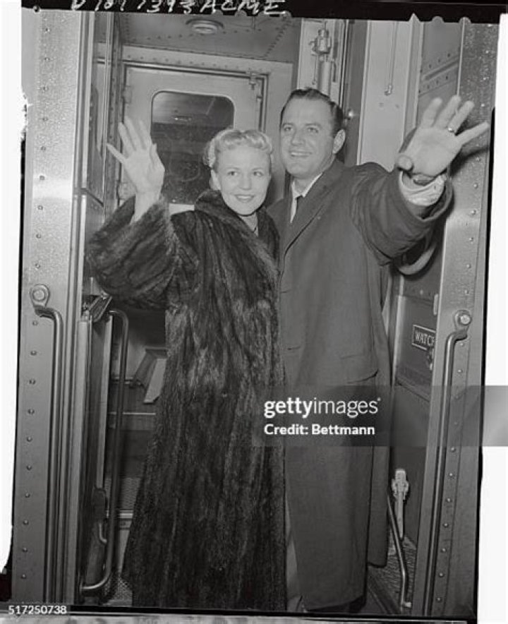 Unveiling The Life Of Brad Dexter's Spouse