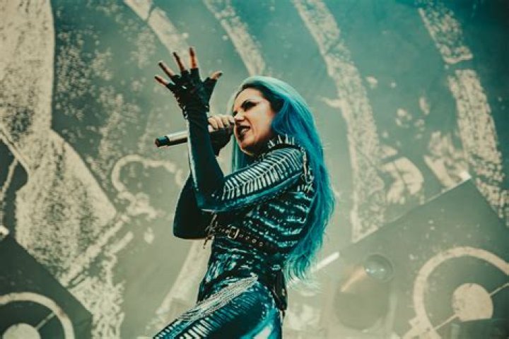 Unveiling The Metal Powerhouse: Arch Enemy's Alissa