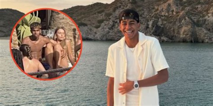 Unveiling The Mystery: Alex Padilla Desnuda