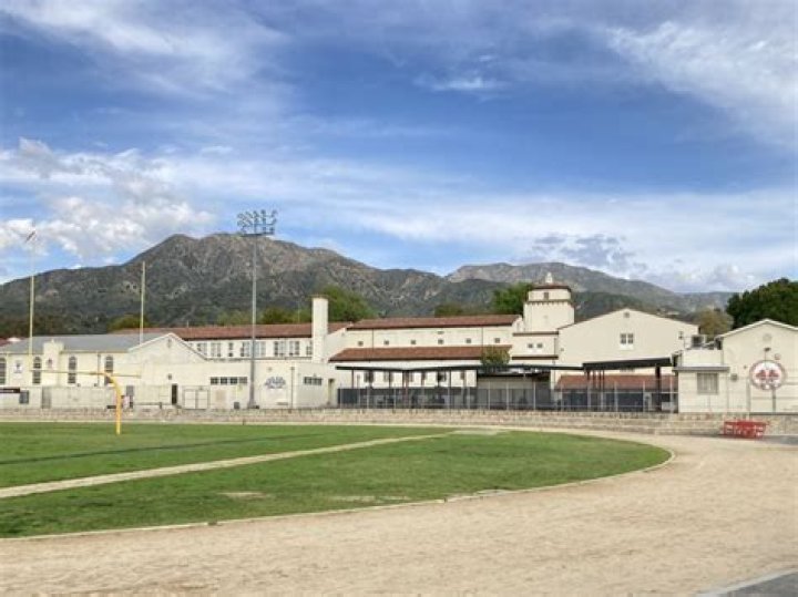 Verdugo Hills High School - Tujunga