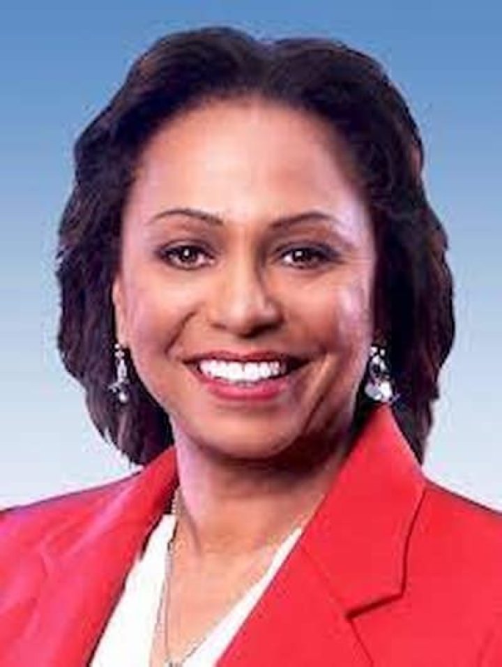 Veronica Johnson Age, Wikipedia, Salary, Husband【 WJLA 】Weather