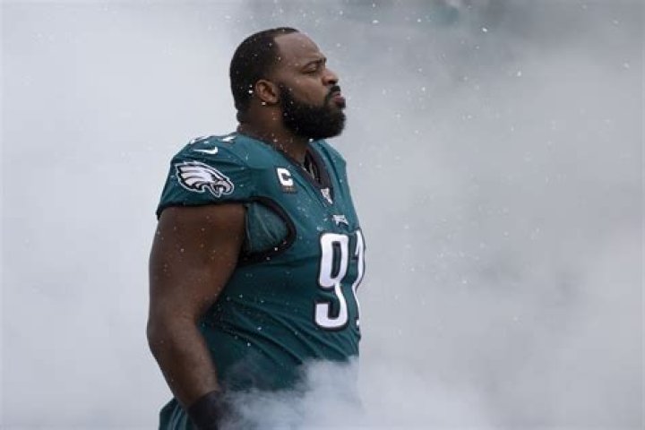 	Video review: Eagles DT Fletcher Cox’s value can’t be measured with stats	