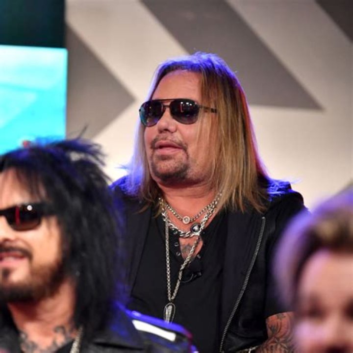 Vince Neil’s Net Worth 2024