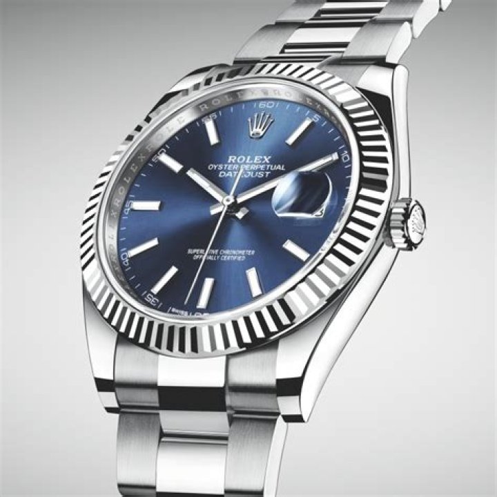 Watches under HK$100,000: stainless-steel versions that don’t sacrifice style